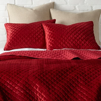 Red Velvet Holiday Quilt Set - Levtex Home 3 Red Velvet Holiday Quilt Set - Levtex Home