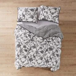 Tanzie Black Quilt Set - Black & White - Levtex Home 9 Tanzie Black Quilt Set - Black & White - Levtex Home -Levtex Home Sales GUEST 9aff898b b94a 43e5 b951 59f4e40828f4