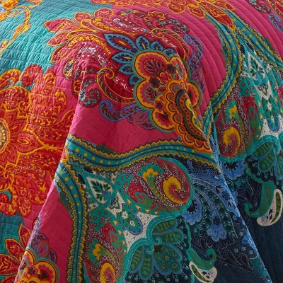 Mackenzie Quilt And Pillow Sham Set - Levtex Home 5 Mackenzie Quilt And Pillow Sham Set - Levtex Home - Image 3